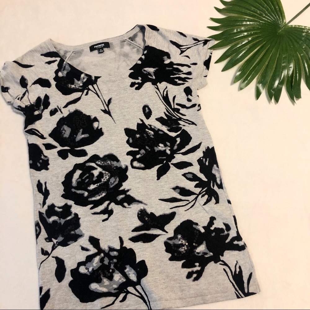 Floral sequin top !